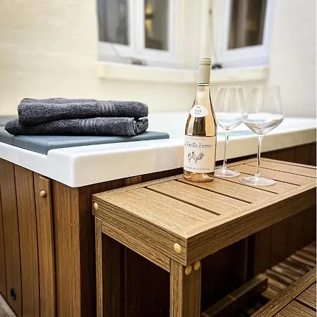 Luxueuse Avec Jardin Privatif Et Jacuzzi 公寓 巴黎