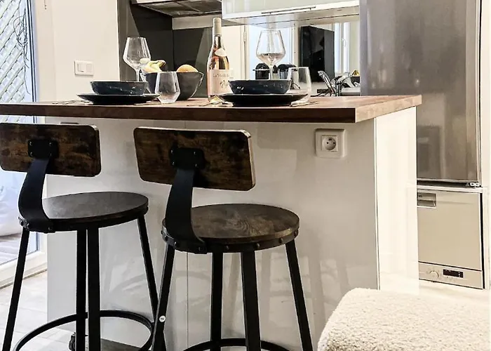Apartment Luxueuse Avec Jardin Privatif Et Jacuzzi *