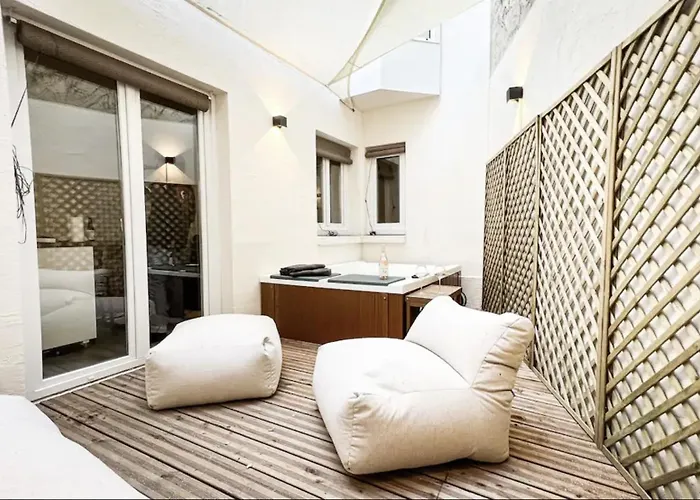 Luxueuse Avec Jardin Privatif Et Jacuzzi Apartment Paris